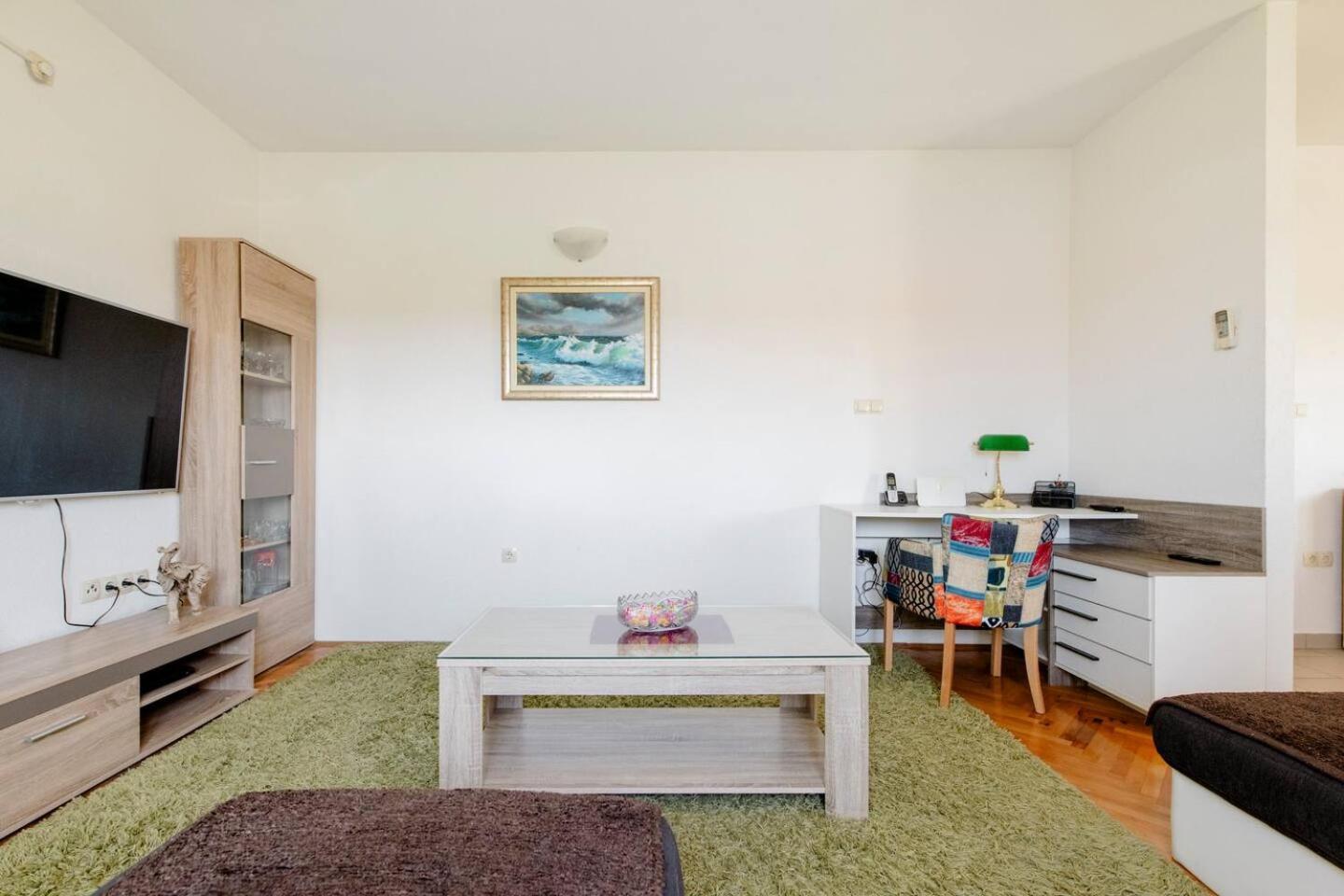 Apartman Jam Apartment Solin Ngoại thất bức ảnh