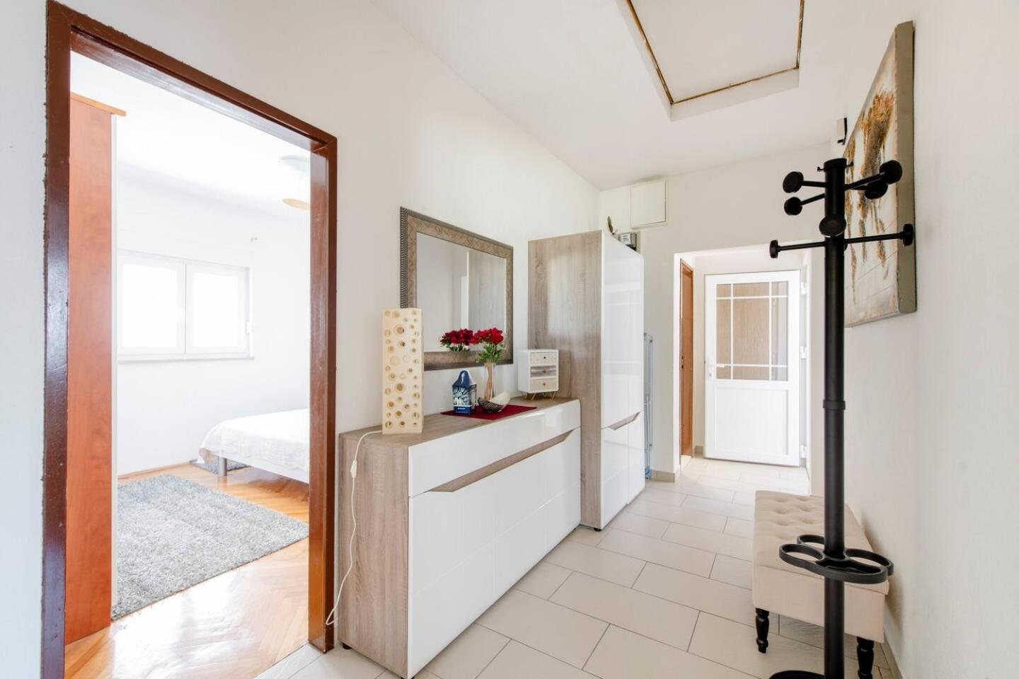 Apartman Jam Apartment Solin Phòng bức ảnh
